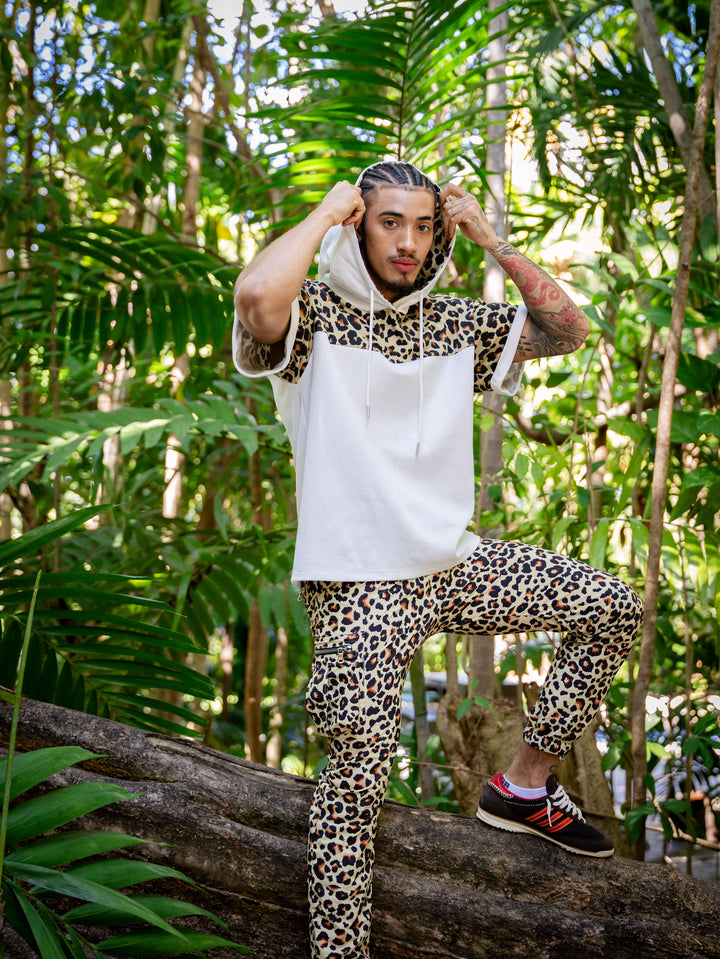 WILD SHORT SLEEVED HOODIE