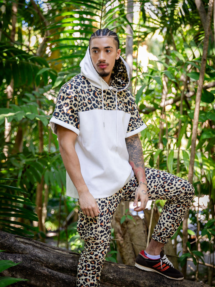 WILD SHORT SLEEVED HOODIE